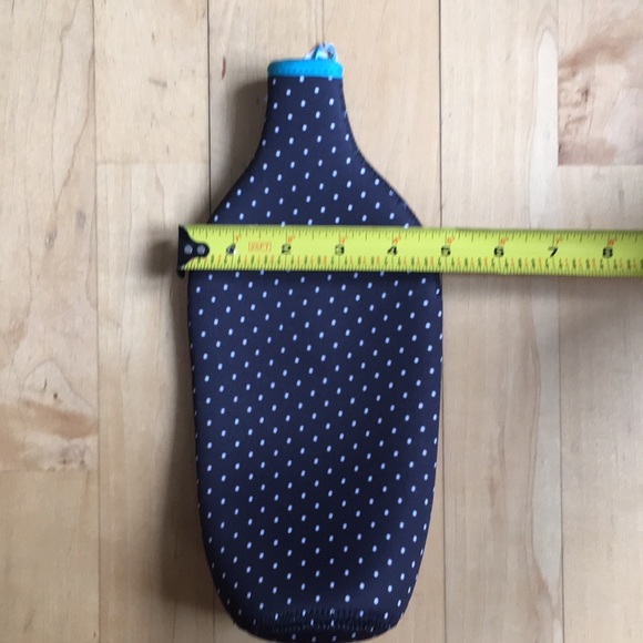 2/$20 J.Crew Neoprene bottle cover insulator navy - Picture 8 of 10
